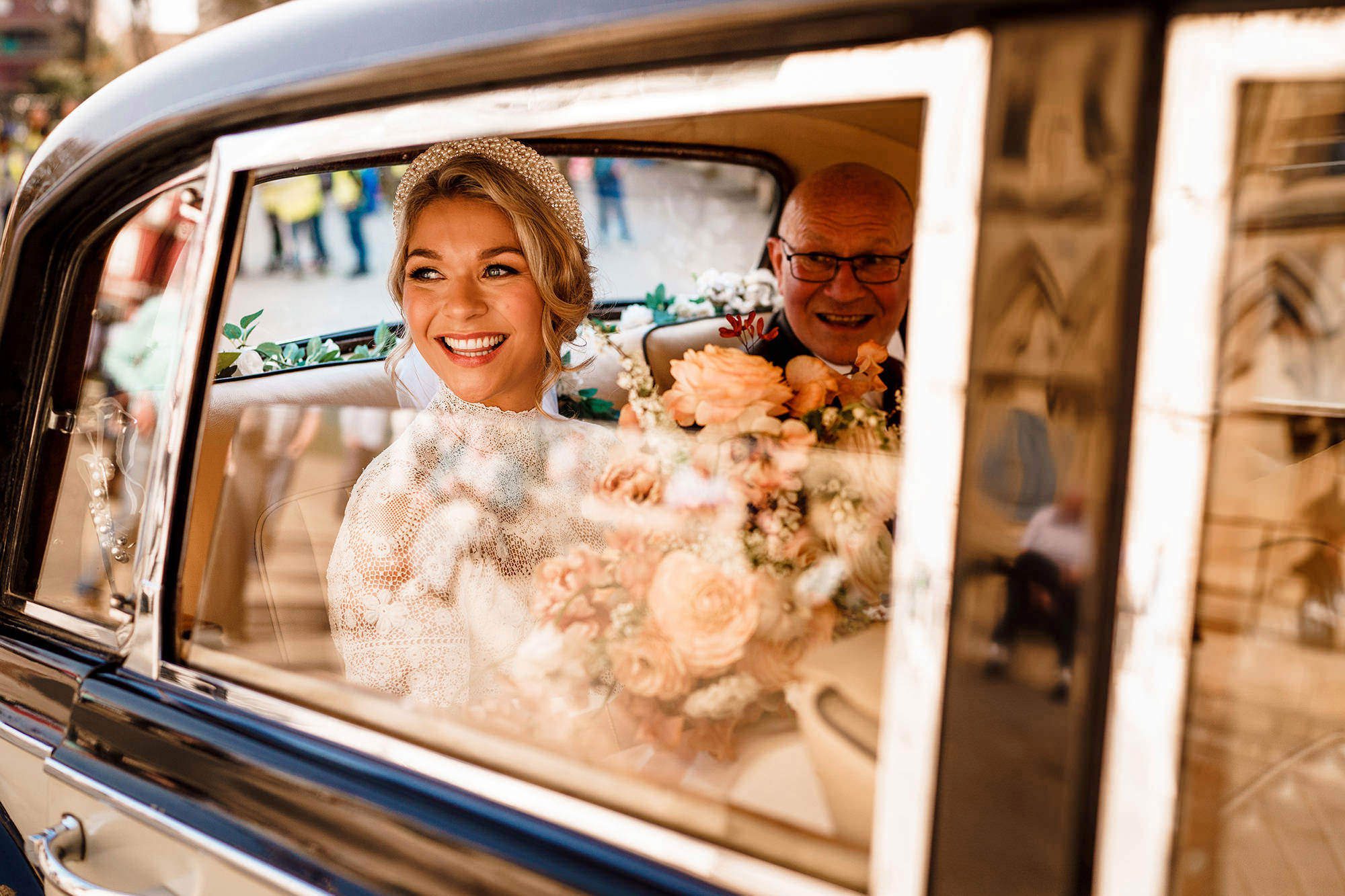 Questions to Ask a Florist for Your Wedding