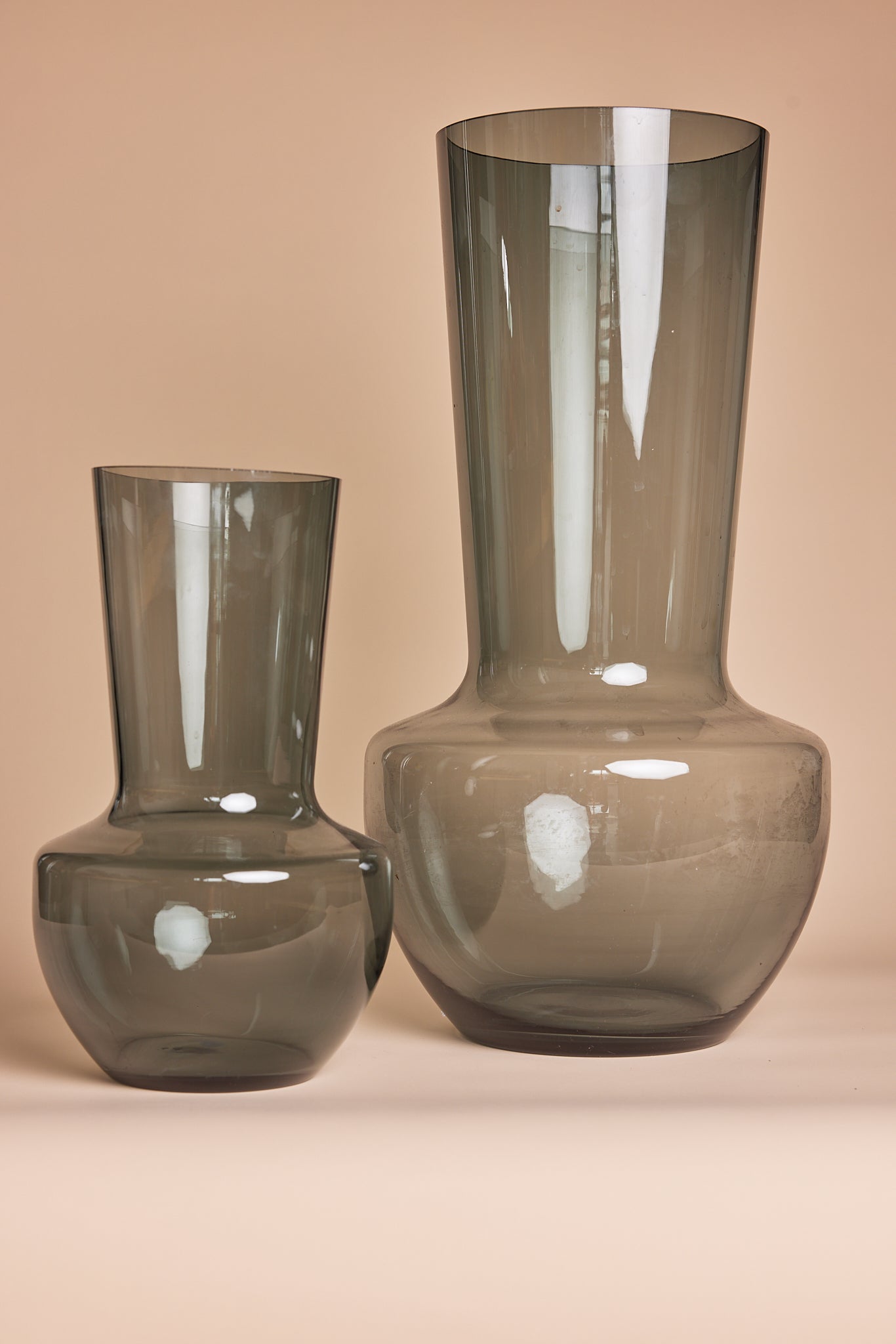 Smoky glass vases with modern minimalist style