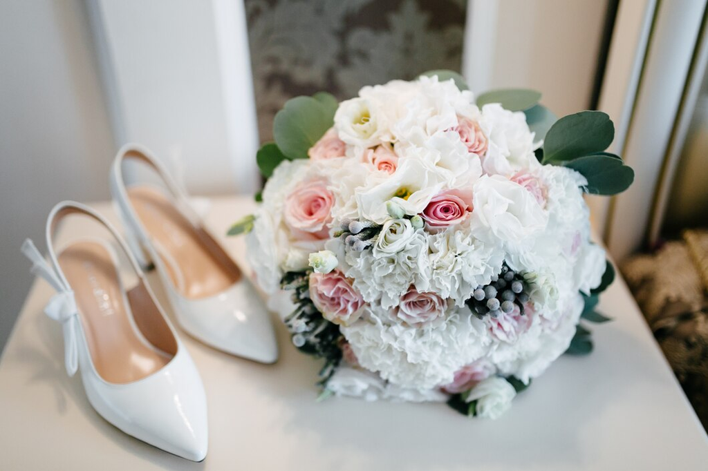 How To Preserve Wedding Bouquets? 7 Best Ways To Save Your Flowers ...